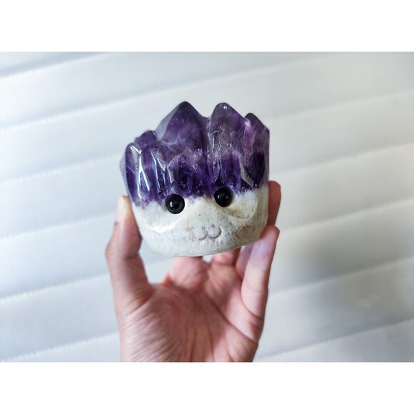 Large Amethyst Hedgehog Pet Rock - Picture 4 of 7